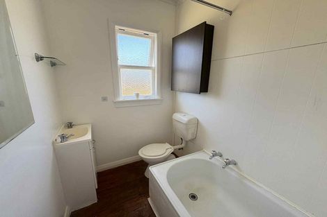 Photo of property in 78 Cornfoot Street, Castlecliff, Whanganui, 4501