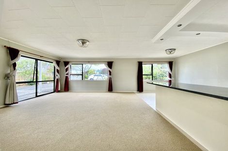 Photo of property in 109 Everglade Drive, Totara Heights, Auckland, 2105