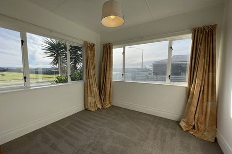 Photo of property in 130 Te Awa Avenue, Te Awa, Napier, 4110