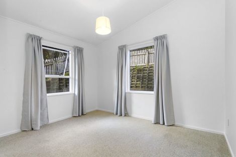 Photo of property in 76 Warwick Street, Wilton, Wellington, 6012