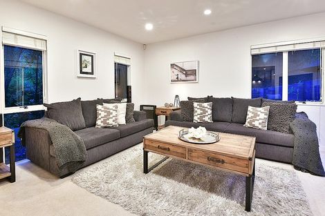 Photo of property in 6h Twin Court, Albany, Auckland, 0632