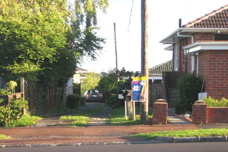 Photo of property in 2/122 Saint Johns Road, Saint Johns, Auckland, 1072