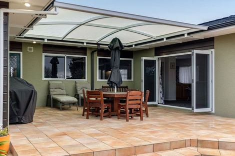 Photo of property in 23 Chilton Grove, Hokowhitu, Palmerston North, 4410