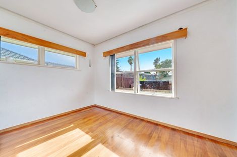 Photo of property in 30 Ingram Street, Papakura, 2110