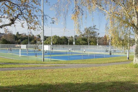 Photo of property in 83a Windsor Road, Bellevue, Tauranga, 3110