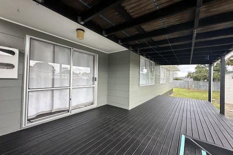Photo of property in 8 Citril Place, Red Hill, Papakura, 2110