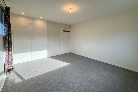 Photo of property in 2/5 Chislehurst Place, Bryndwr, Christchurch, 8052