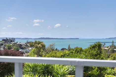 Photo of property in 14 Coates Road, Cockle Bay, Auckland, 2014