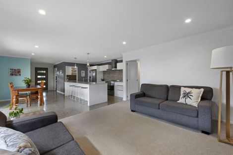 Photo of property in 63 Benmore Crescent, Pyes Pa, Tauranga, 3112