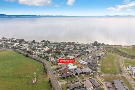 Photo of property in 2 Poutawa Lane, Clarks Beach, 2122