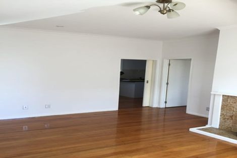 Photo of property in 3155 Great North Road, New Lynn, Auckland, 0600