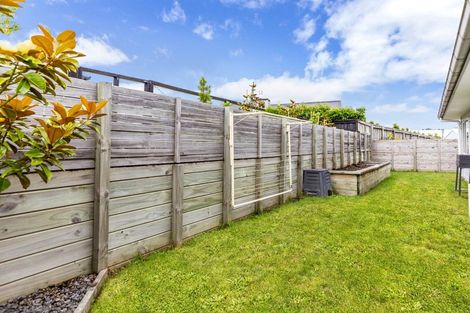 Photo of property in 12 Windsor Street, Richmond Heights, Taupo, 3330