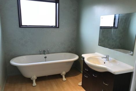 Photo of property in 28 Drivers Road, Maori Hill, Dunedin, 9010