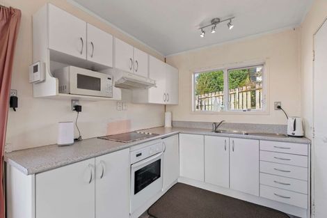 Photo of property in 2/321 Triangle Road, Massey, Auckland, 0614