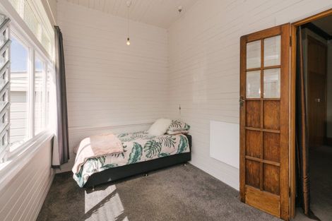 Photo of property in 168 College Street, Awapuni, Palmerston North, 4412