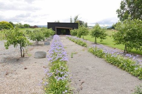 Photo of property in 100 Cole Street, Dannevirke, 4930