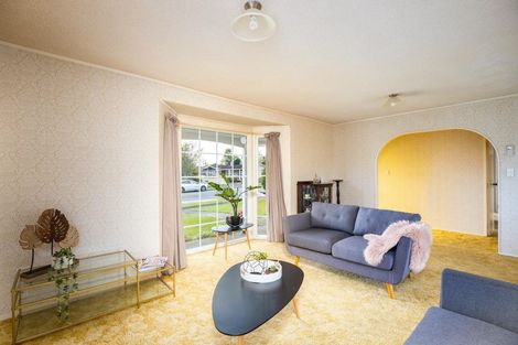 Photo of property in 42 Branch Road, Highlands Park, New Plymouth, 4312