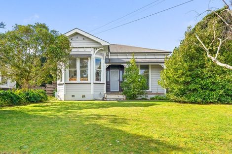 Photo of property in 12 Hurworth Place, College Estate, Whanganui, 4500