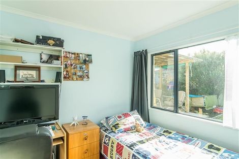 Photo of property in 19b Huia Street, Waikanae, 5036