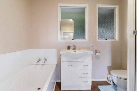 Photo of property in 42 Collie Drive, Pukehangi, Rotorua, 3015