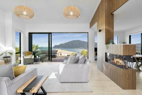 Photo of property in 196 Paku Drive, Tairua, 3508