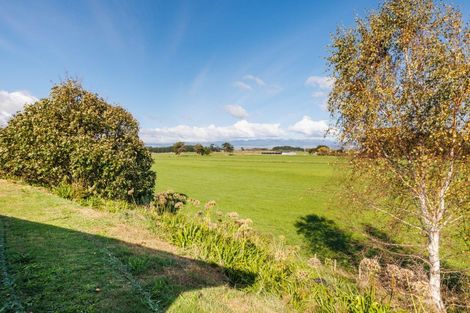 Photo of property in 18 Cummerfield Road, Foxton, 4891