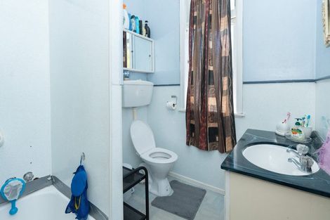 Photo of property in 176 Cambridge Road, Hillcrest, Hamilton, 3216