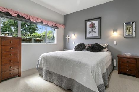 Photo of property in 15 Parata Street, Two Mile Bay, Taupo, 3330
