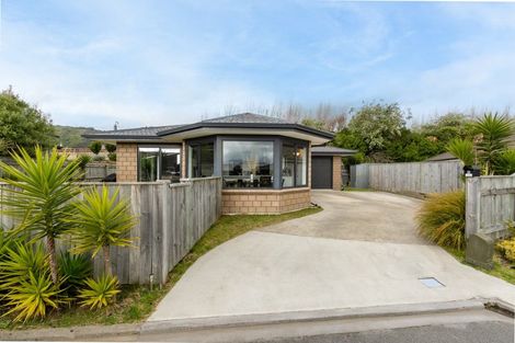 Photo of property in 9 Aqua Way, Paraparaumu, 5032