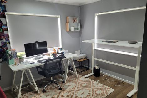 Photo of property in 17 Fleetwood Drive, Henderson, Auckland, 0612