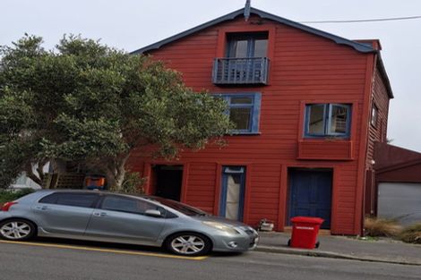 Photo of property in 8 Brougham Street, Mount Victoria, Wellington, 6011