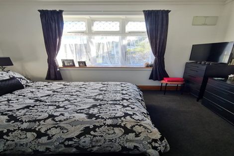 Photo of property in 6 Connolly Street, Boulcott, Lower Hutt, 5010