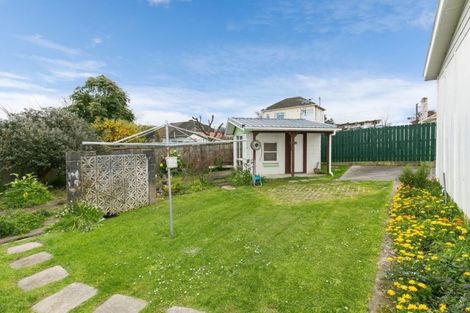 Photo of property in 369 Waiwhetu Road, Fairfield, Lower Hutt, 5011