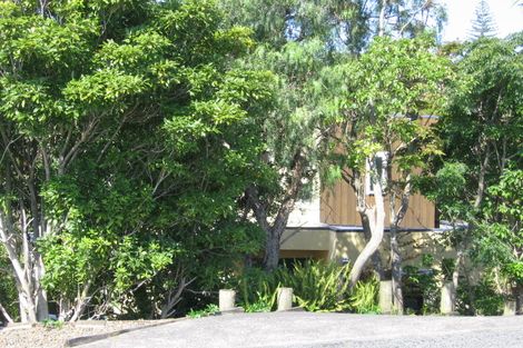 Photo of property in 2/22 Matipo Road, Mairangi Bay, Auckland, 0630