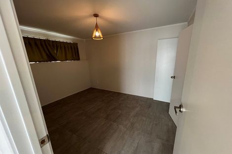 Photo of property in 3 Kerria Place, Sunnynook, Auckland, 0620