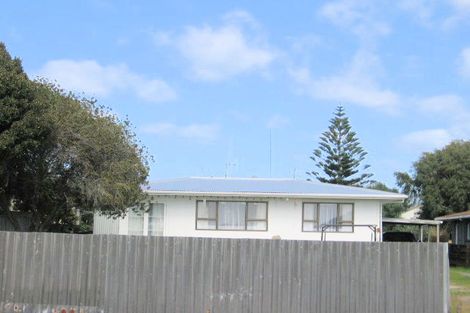 Photo of property in 926 Papamoa Beach Road, Papamoa Beach, Papamoa, 3118