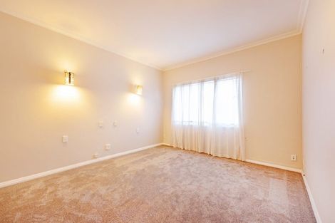 Photo of property in 8 Park Street, Thorndon, Wellington, 6011