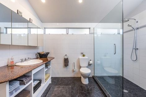 Photo of property in 73 The Cliffs, Britannia Heights, Nelson, 7010