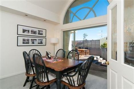Photo of property in 21 Taroka Close, Pinehill, Auckland, 0632