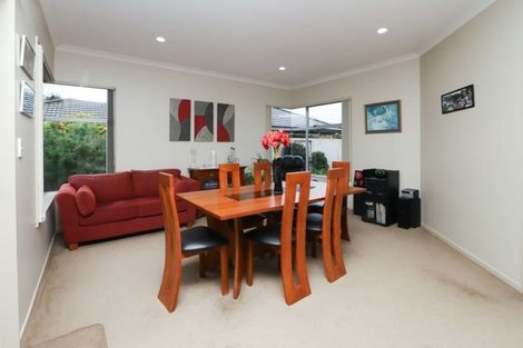 Photo of property in 31 Mickelson Avenue, Rototuna, Hamilton, 3210