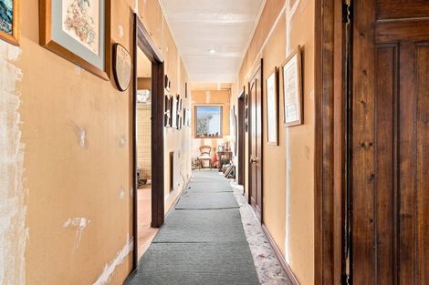 Photo of property in 55 Royal Crescent, Saint Kilda, Dunedin, 9012