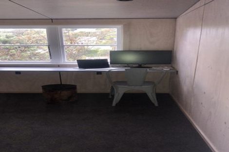 Photo of property in 14 Leveson Street, Strathmore Park, Wellington, 6022