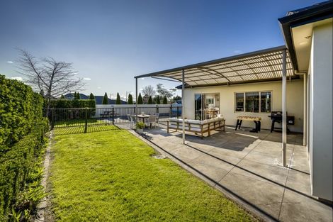 Photo of property in 4 Russell Robertson Drive, Havelock North, 4130