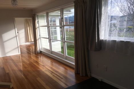 Photo of property in 4 Joseph Grove, Elderslea, Upper Hutt, 5018