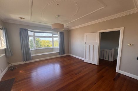 Photo of property in 24 Highbury Crescent, Highbury, Wellington, 6012