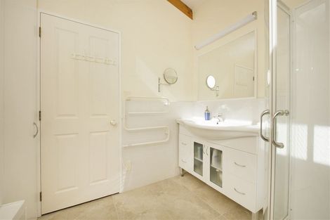 Photo of property in 61 Doves Bay Road, Kerikeri, 0294