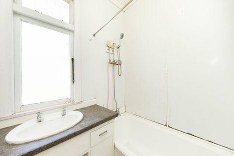 Photo of property in 15 Ruahine Street, Roslyn, Palmerston North, 4414