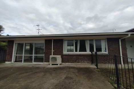 Photo of property in 82 Archmillen Avenue, Pakuranga Heights, Auckland, 2010