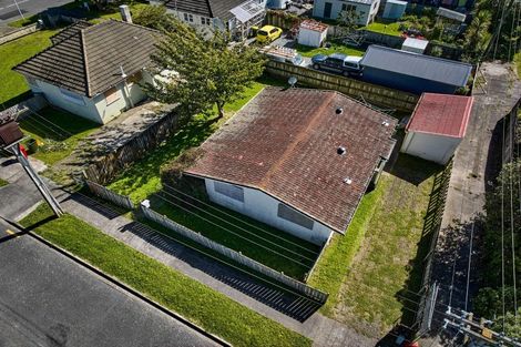 Photo of property in 1-3 Harris Street, Naenae, Lower Hutt, 5011