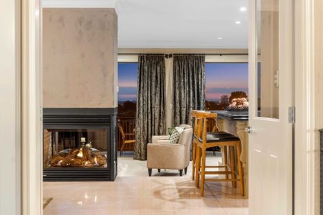 Photo of property in 16 Riddington Rise, Ohauiti, Tauranga, 3112